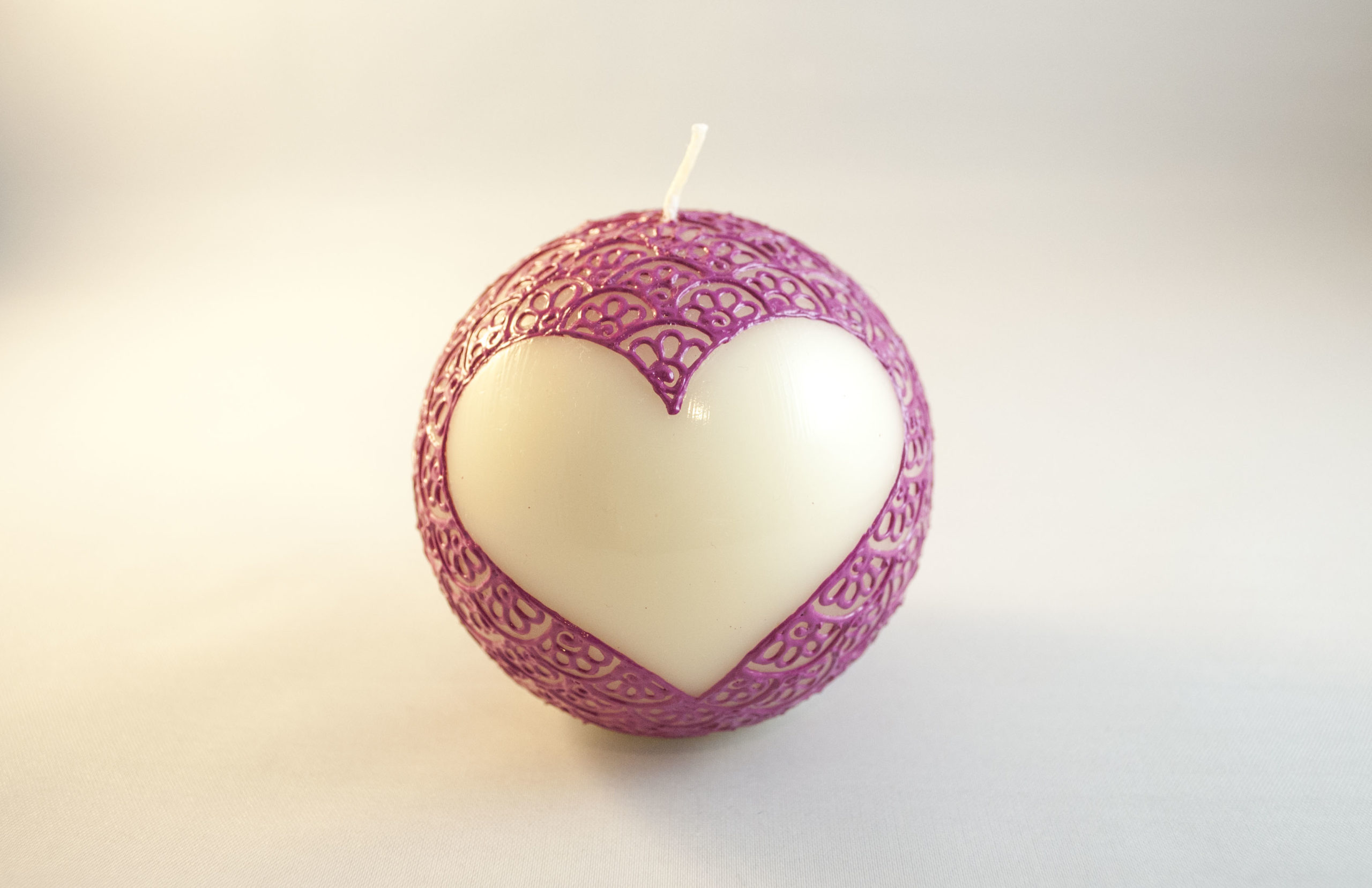 Round Heart Henna Candle