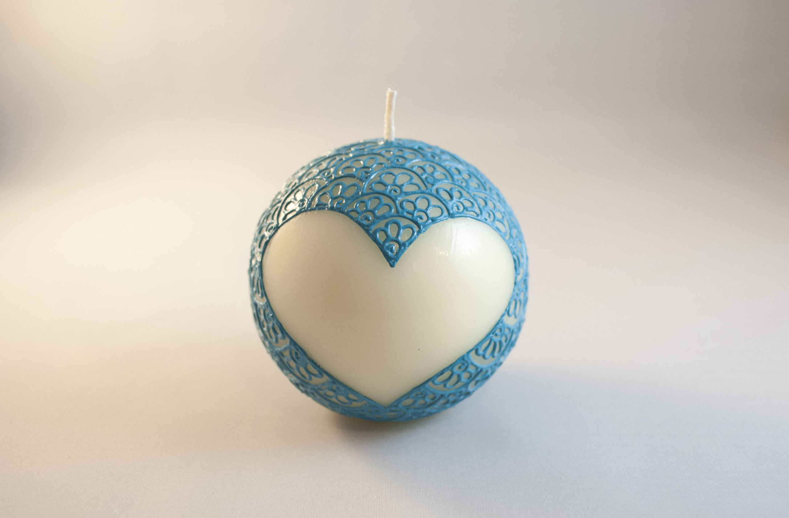 Round Heart Henna Candle
