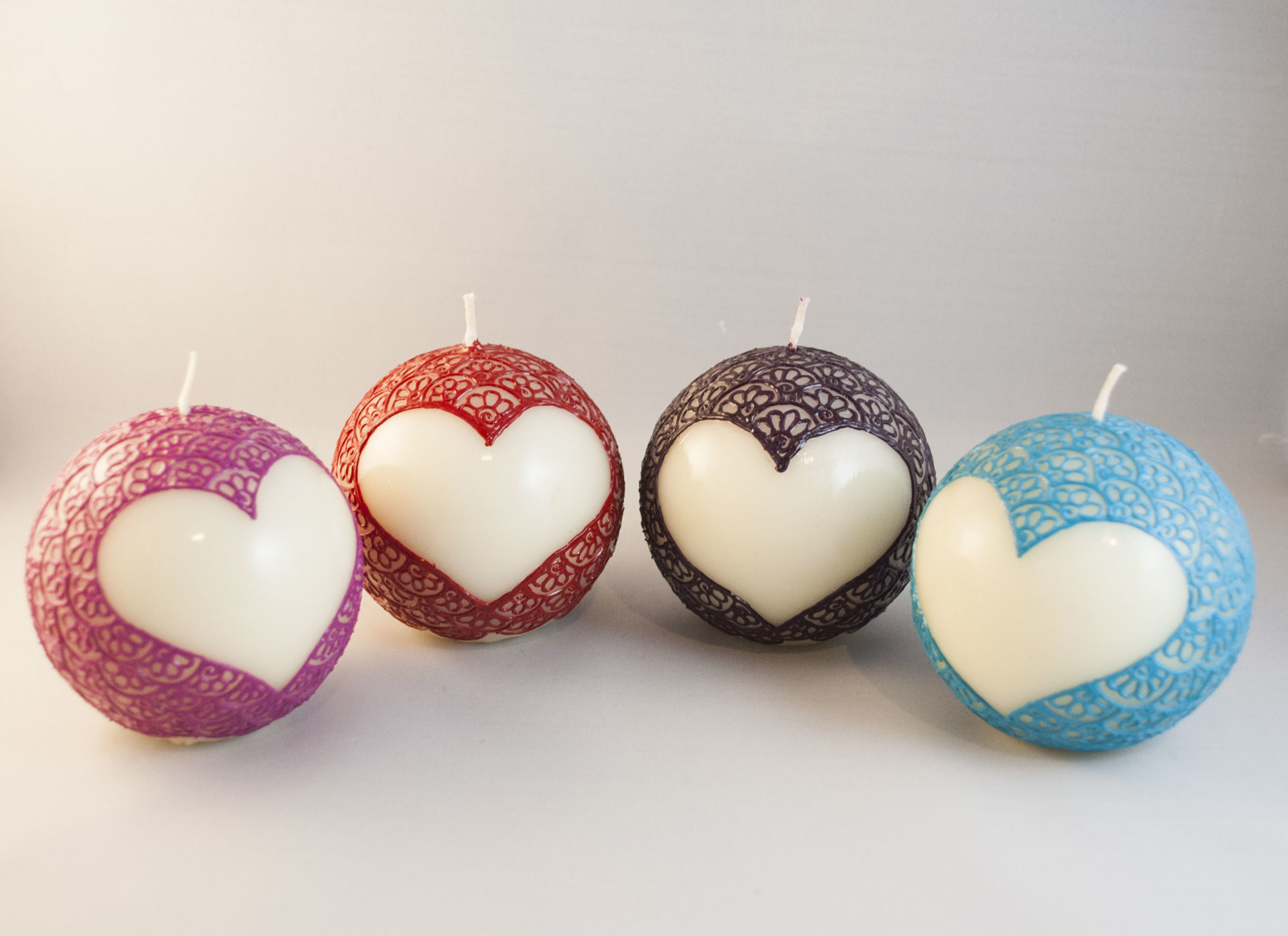 Round Heart Henna Candle